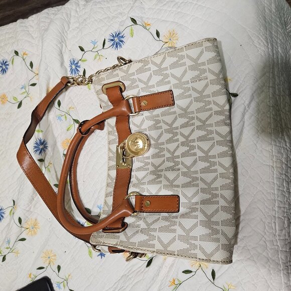 Large Cream Michael Kors Tote Purse - Picture 1 of 2
